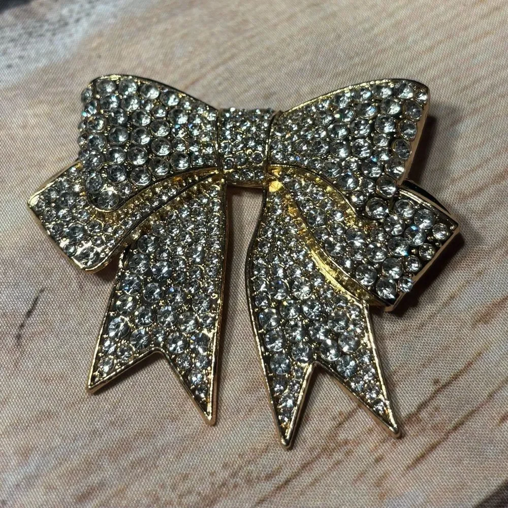 New Metal Gallery Rhinestone Bow Brooch
